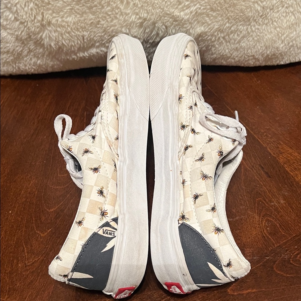 Vans White Checkerboard Sneakers with Black and Yellow Bee Print - Picture 5 of 8